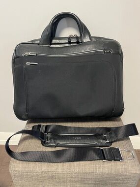Tumi Black Laptop Briefcase with Removable Shoulder Strap